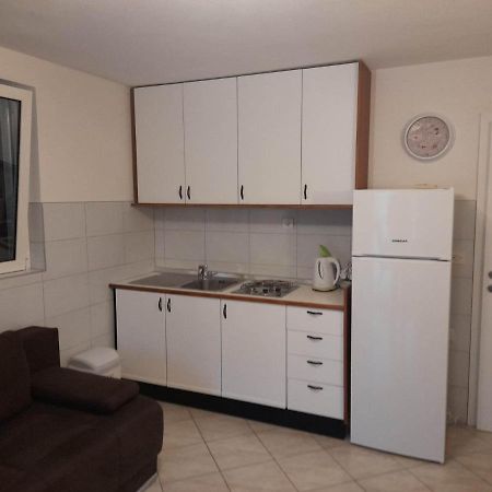 Franko Apartmani Zambratija  Exteriér fotografie