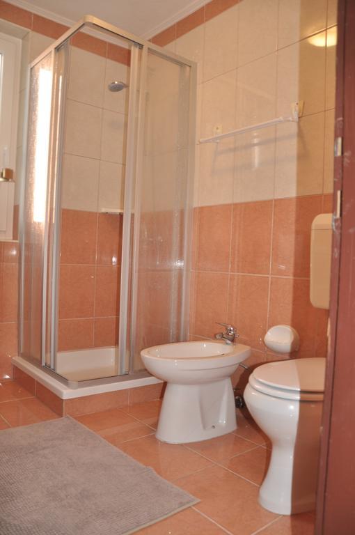 Franko Apartmani Zambratija  Exteriér fotografie