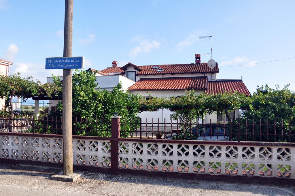 Franko Apartmani Zambratija  Exteriér fotografie