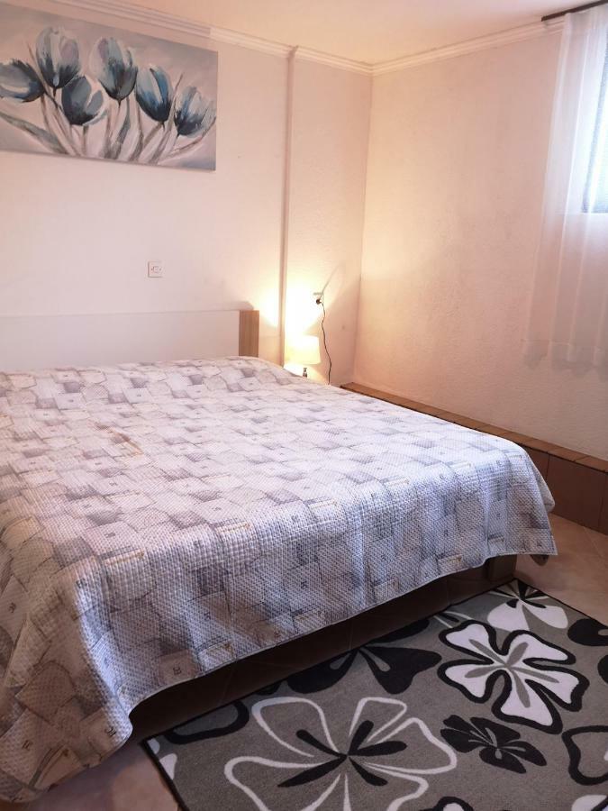 Franko Apartmani Zambratija  Exteriér fotografie